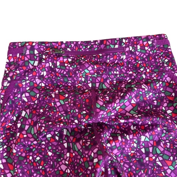 Lululemon Bundle! Two Pair Leggings. One Real Quick Crop - Picture 8 of 13